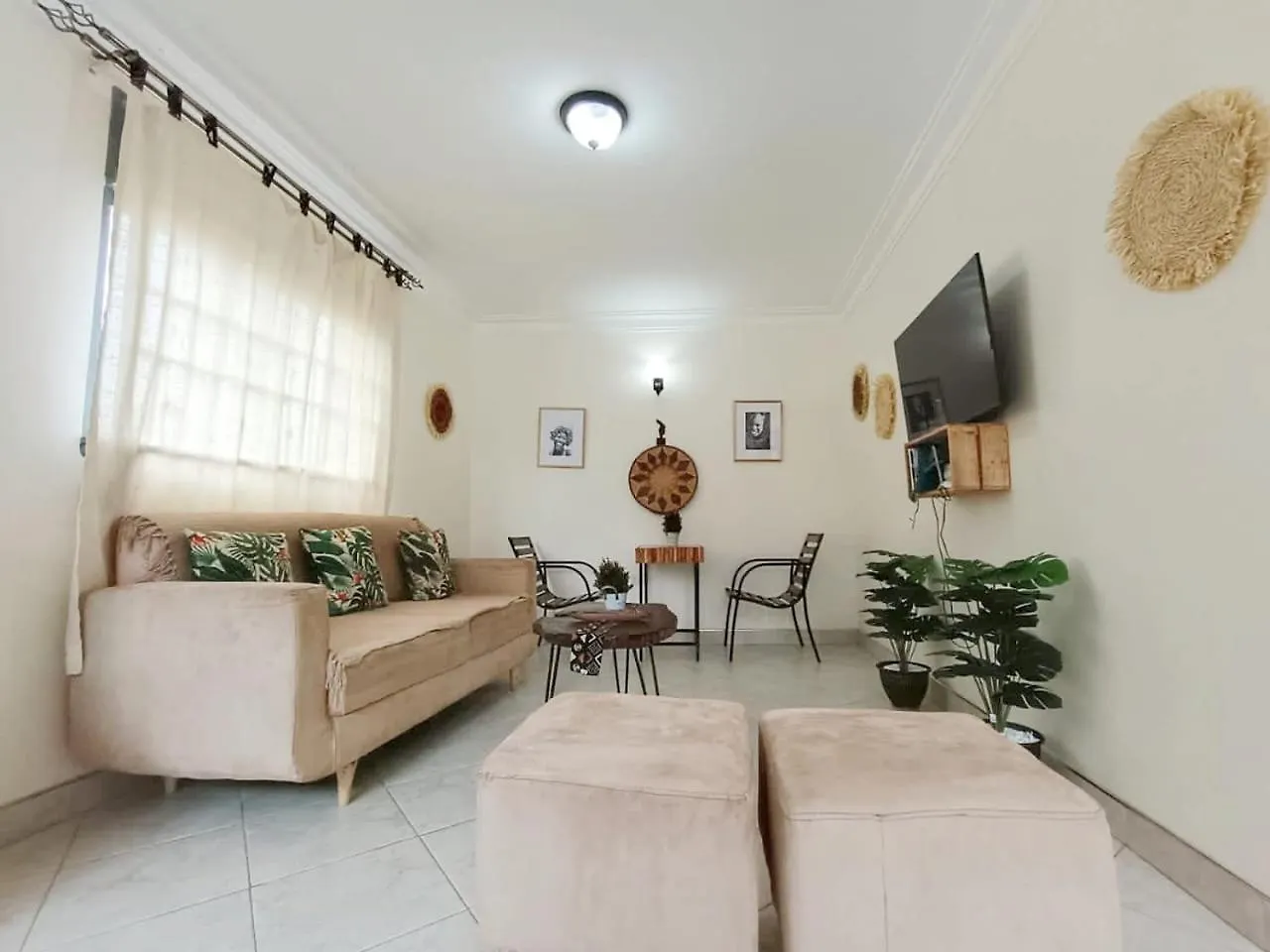 Sawe Homes Kampala 0*,